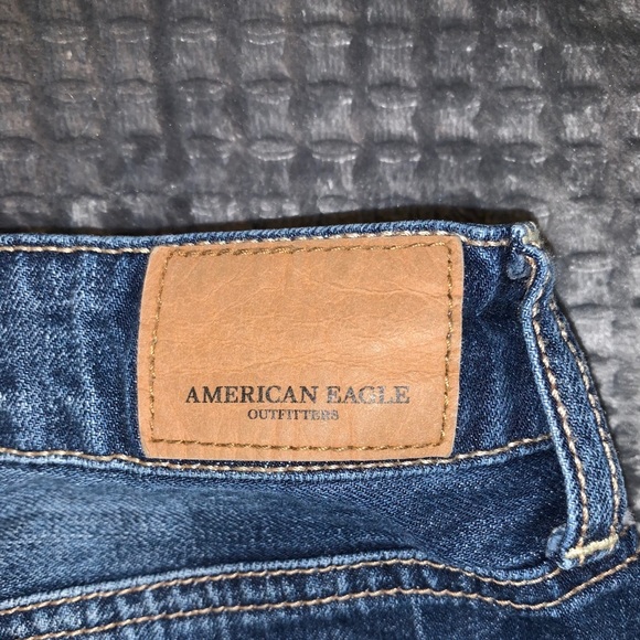 American Eagle Jean Shorts - Picture 4 of 5